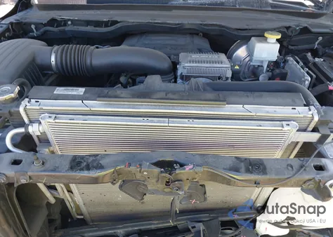 2020 Ram 1500 Laramie 4X4 5'7 Box из США, поврежденный, VIN 1C6SRFJT2LN400473